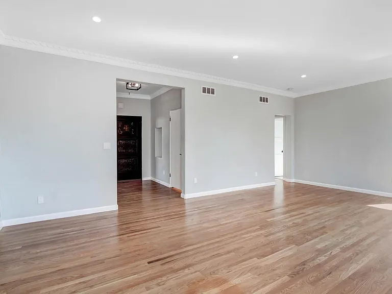 1287 N Crescent Heights Blvd #G — Photo 10