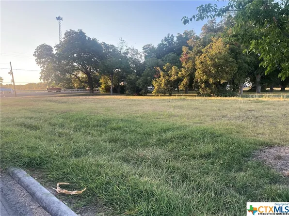 LOT 1 Navarro Dr, Seguin, TX 78155