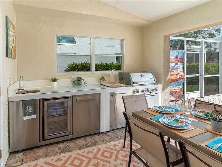 458 Countryside Dr — Photo 36