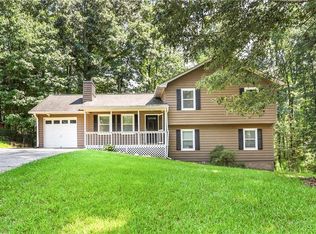 1501 Fieldrock Ct, Lawrenceville, GA 30043