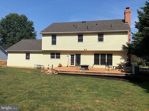 2nd image of 12 Manda Ct