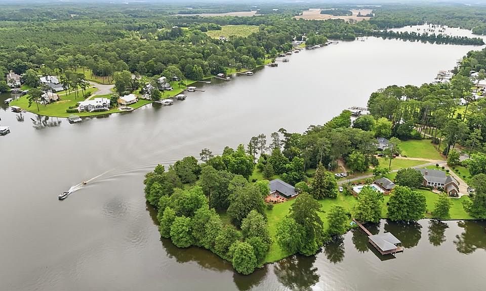1st image of 311 Smoak Bridge Cir