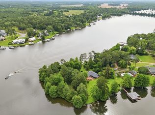 311 Smoak Bridge Cir, Warwick, GA 31796