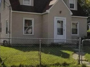 901 Barrie Ave, Flint, MI 48507