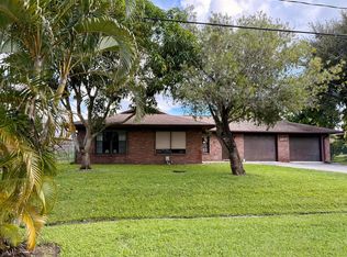 2207 SE Avalon Rd, Port Saint Lucie, FL 34952