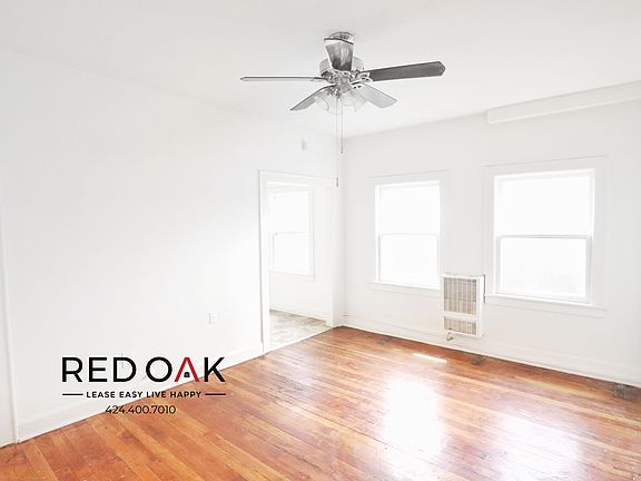 3rd image of 512 S Bonnie Brae St #103