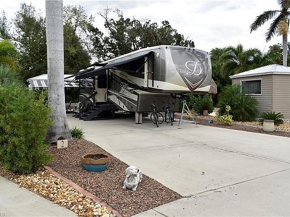 2nd image of 5102 Cypress Trail Resort CIR