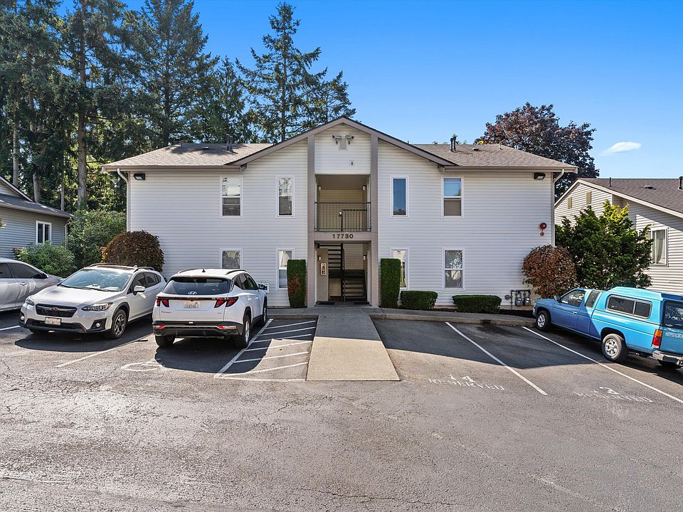 1st image of 17730 12th Ave NE #303