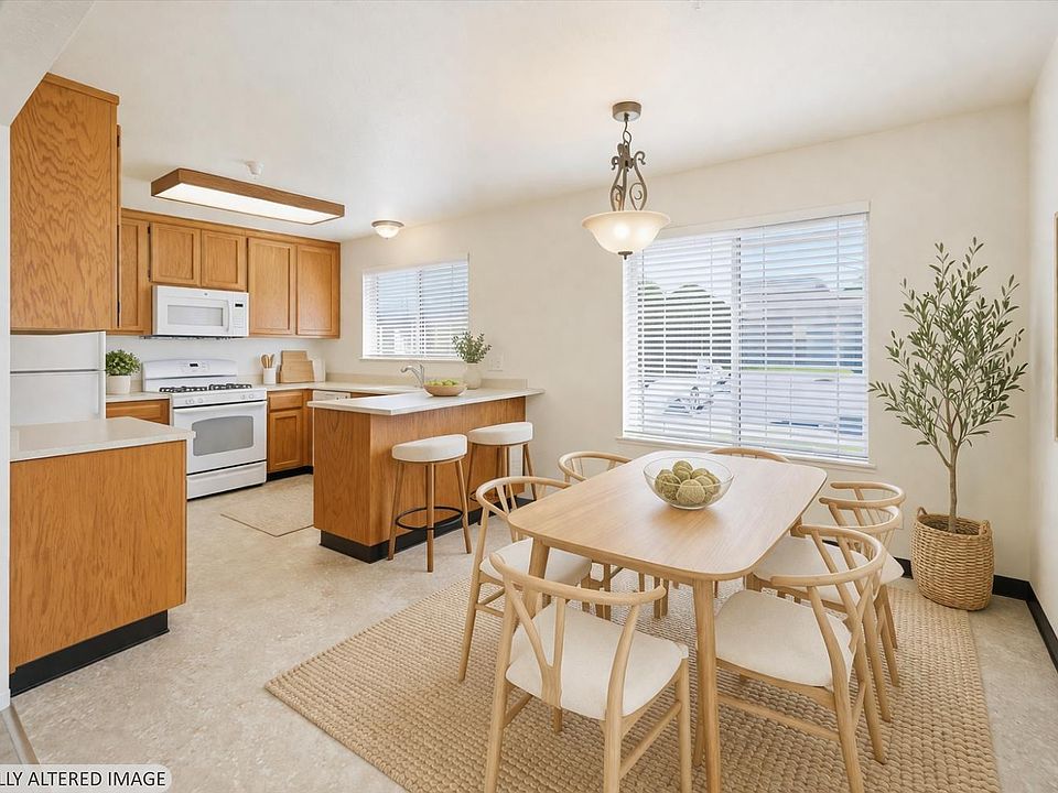 1st image of 786 William Court