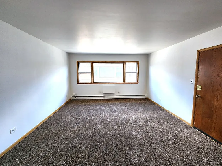 J.E.R & Associates 2117 — Photo 3
