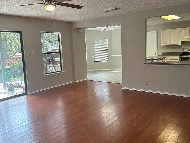 18615 Creekside Pass — Photo 8