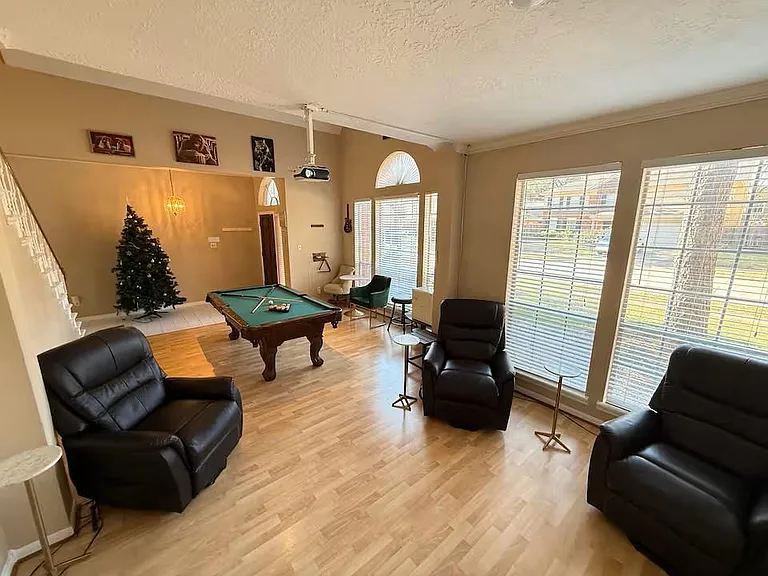 3310 Bluebonnet Meadows Ln — Photo 10