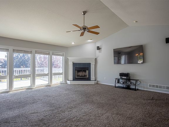 3rd image of 5721 SE 30th St