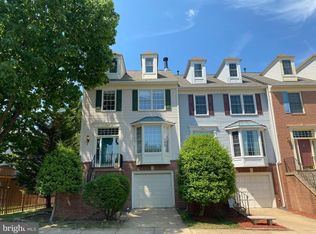 5808 Clapham Rd, Alexandria, VA 22315
