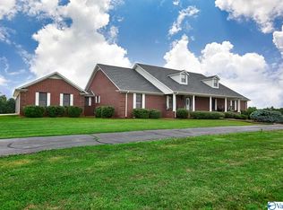 36 Boone Rd, Taft, TN 38488