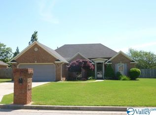 2710 Ashville Dr SW, Decatur, AL 35603