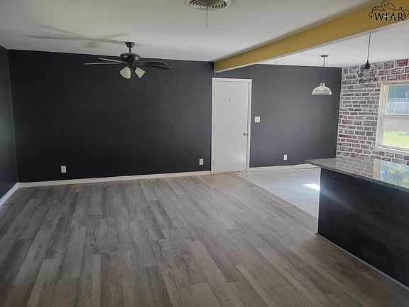 3rd image of 4725 Florist St