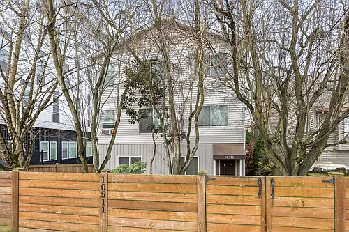 10511 Midvale Ave N #301 Photo 1