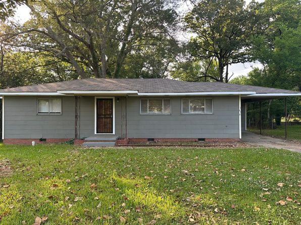 1670 Kentwood Dr