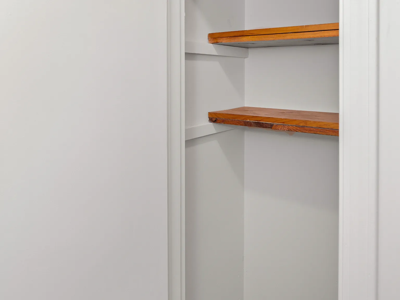 Oldham Square Apartments — Photo 3
