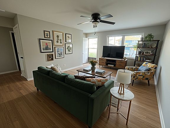 2nd image of 221 12th St SW #4