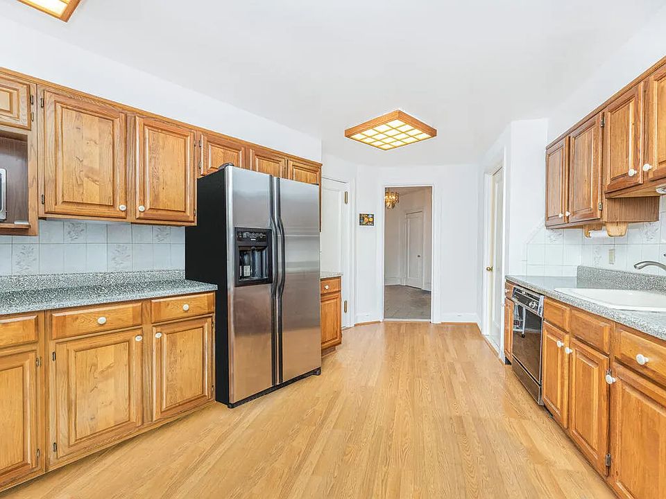 1st image of 525 W 238th St APT 3H