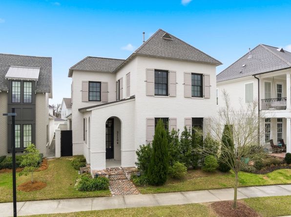 2110 Belfleur St
