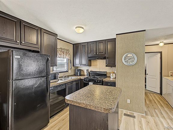 4th image of 1135 A Street