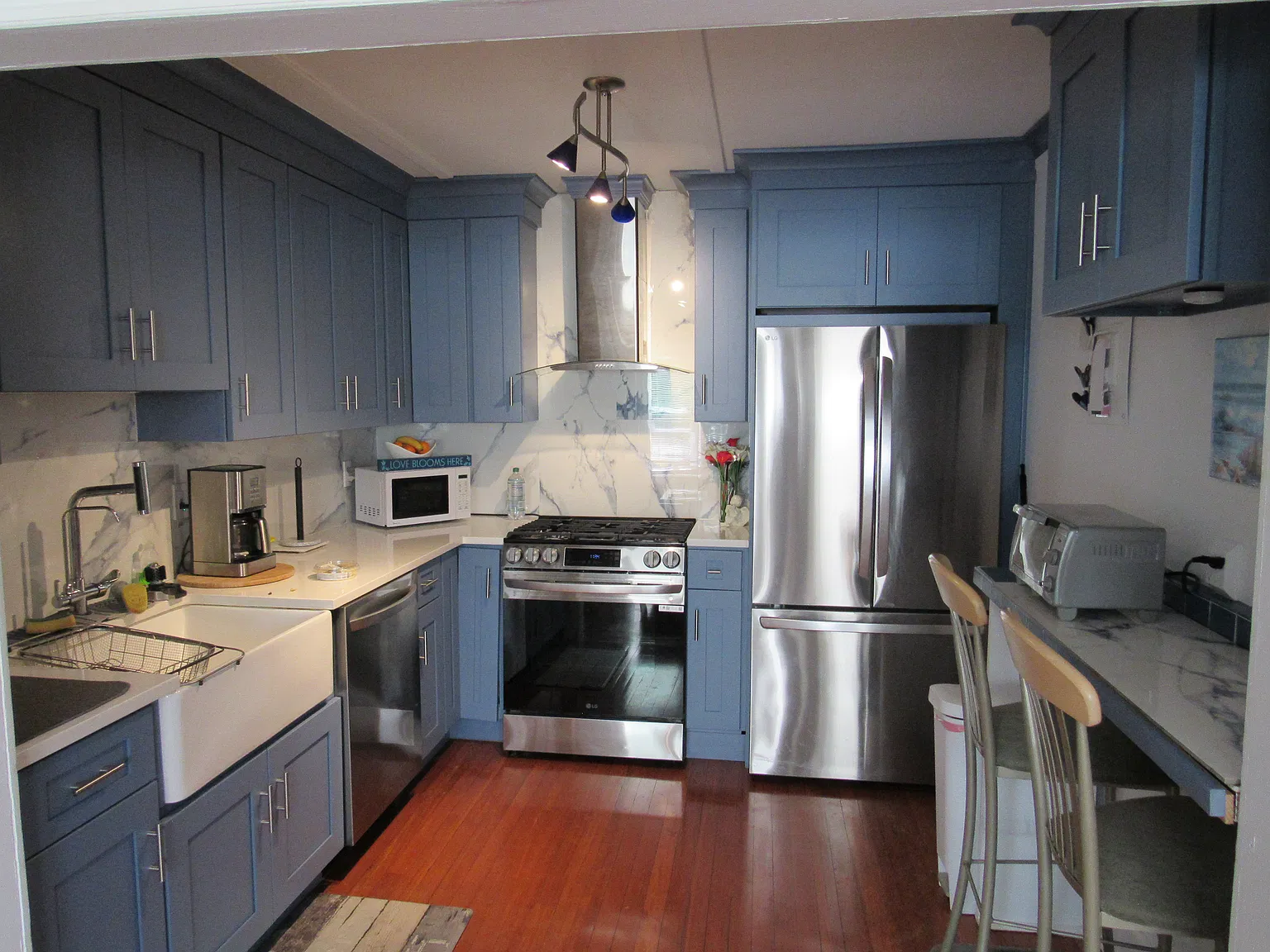 In the Heart of Westhampton Beach — Photo 2