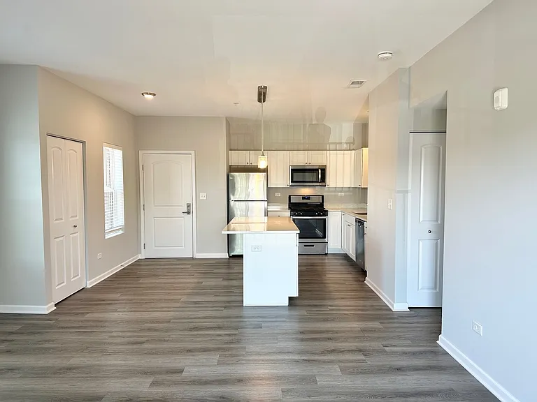 301 N Madison St #3A — Photo 7