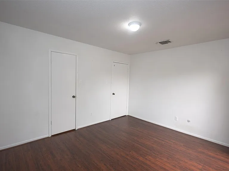 8100 Cambridge St #89 — Photo 17