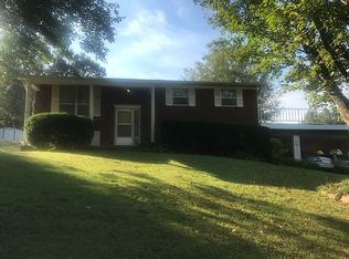 8216 Pickens Gap Rd, Knoxville, TN 37920