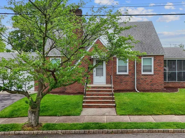 22 Celia Ter, Belleville, NJ 07109
