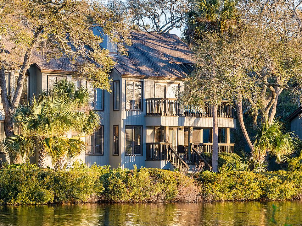 1st image of 4567 Park Lake Dr