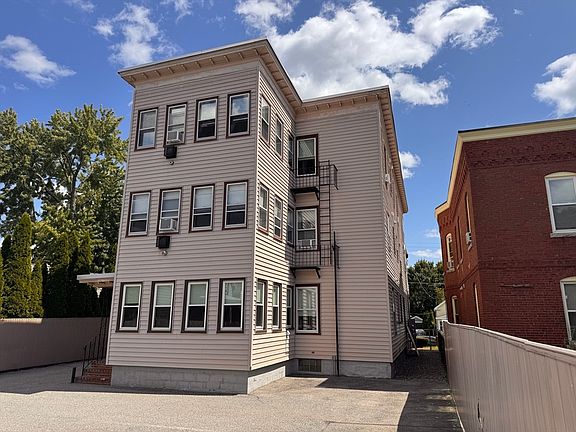 4th image of 102 4th Ave