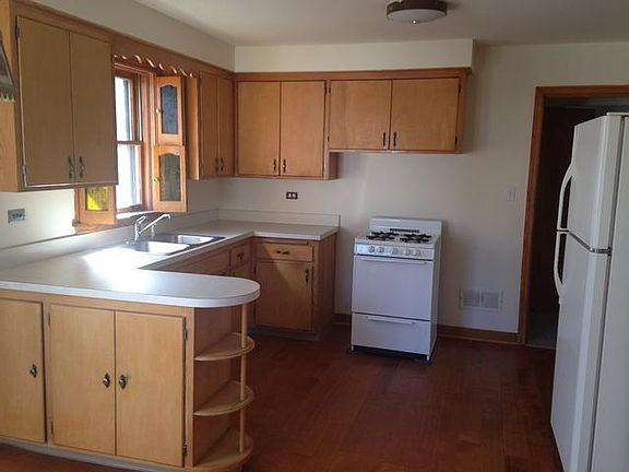 5th image of 5409 N Nashville Ave