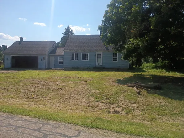 2982 Loehrs Landing Dr, Hastings, MI 49058