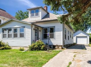 710 1st Ave W, Newton, IA 50208