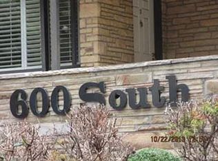 600 S Brentwood Blvd APT 3, Saint Louis, MO 63105