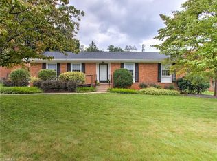 2502 Fairway Dr, Greensboro, NC 27408