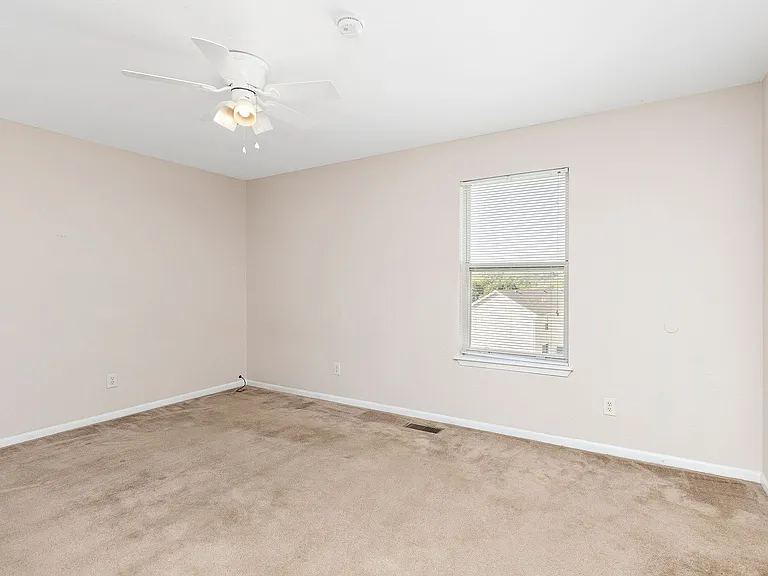 Windsor Townhomes Community — Photo 31