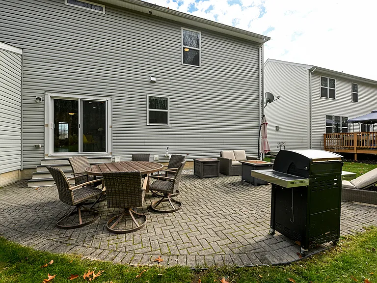 4816 Lake View Dr — Photo 58