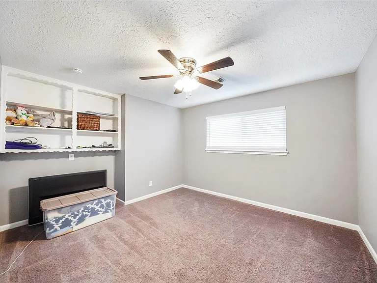 304 Old Bayou Dr — Photo 14