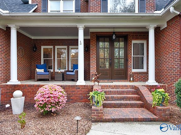 4th image of 2895 Hampton Cove Way SE