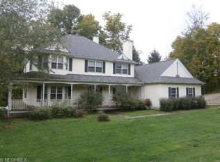 10888 Lakebrook Dr, Kirtland, OH 44094
