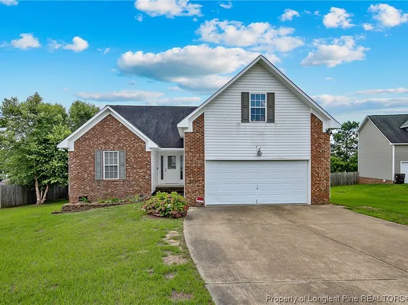 31 Camden Ct W, Sanford, NC 27332