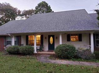360 Palmer Dr, Hooks, TX 75561
