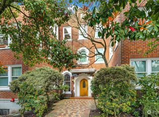 411 Boylston Ave E APT 308, Seattle, WA