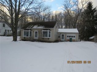 49 Hubbard Dr, North Chili, NY 14514