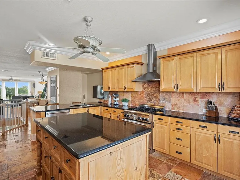 1593 Pinellas Bayway S — Photo 15